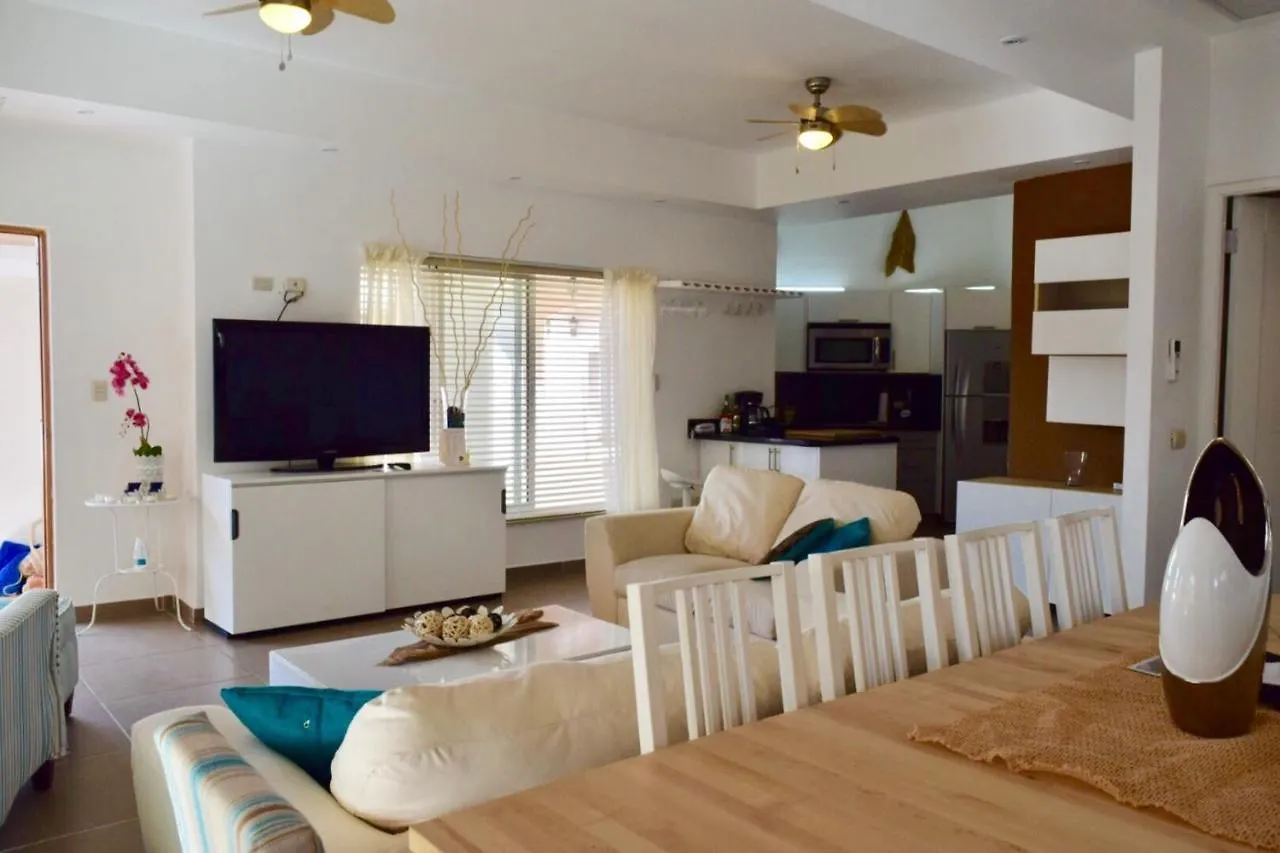 Ocean Front 2Br @Cadaquescaribe Bayahibe Apartment 0*,